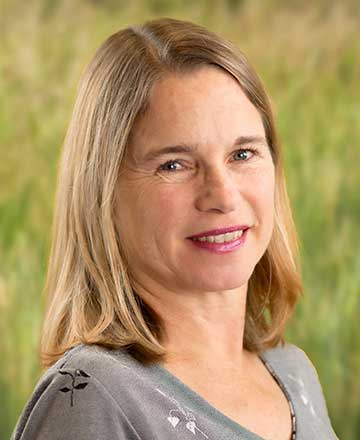 Dr. Kristin Davis